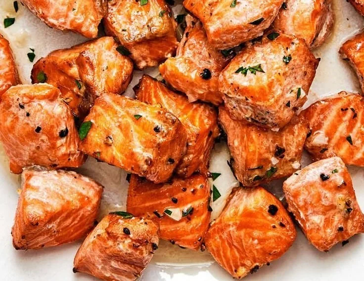 Air Fryer Salmon Bites with Lemon Garlic Butter Sauce