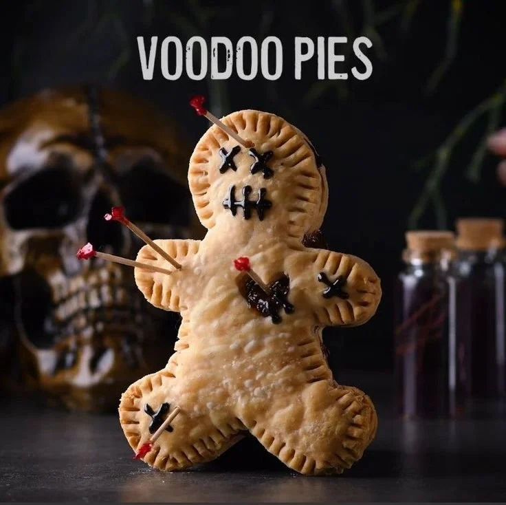 Halloween voodoo doll pies, spooky dessert idea for Halloween parties