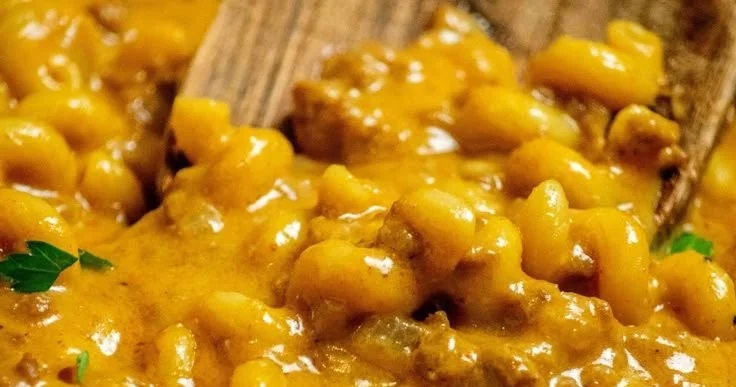 Delicious one pot homemade cheeseburger macaroni with ground beef and cheese